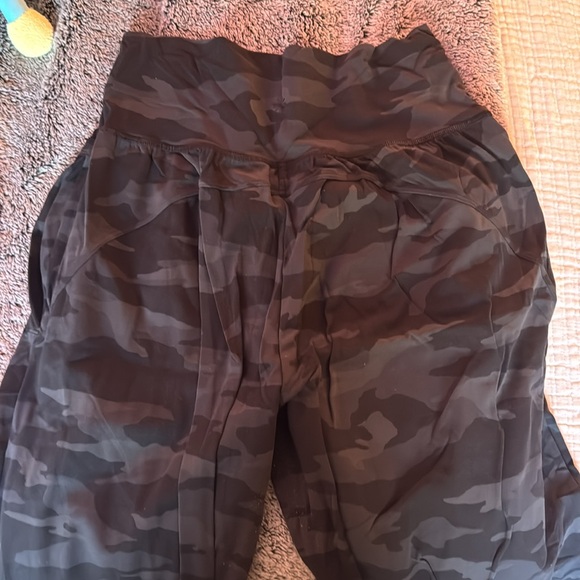 Athleta joggers medium - Picture 2 of 3